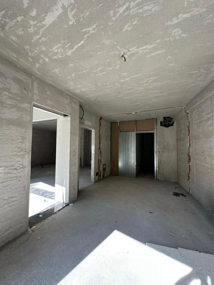 Tirane, shitet apartament 2+1 , 143 m² 560.000 € (Stadiumi Air Albania)