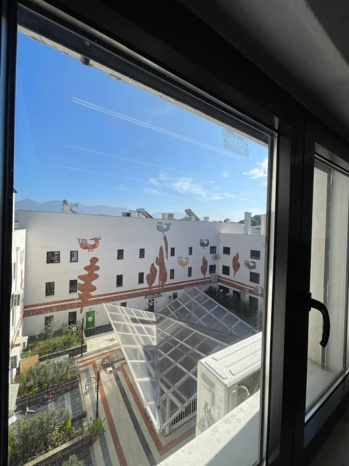 Tirane, shitet apartament 1+1 Kati 4, 66 m² 170.000 € (Rruga Zallit)