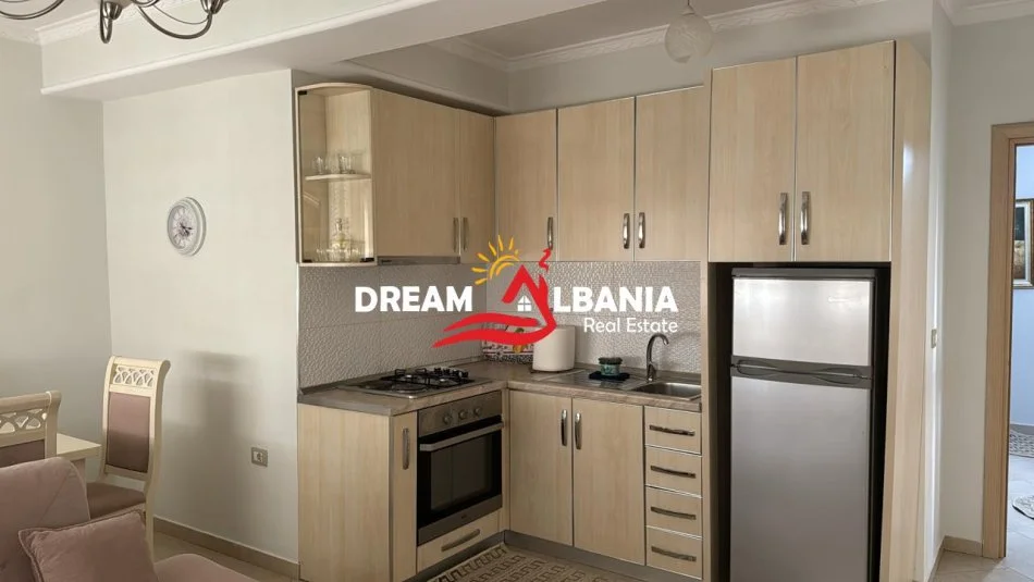 Tirane, jepet me qera apartament 2+1 , 90 m² 600 € (Don Bosko)