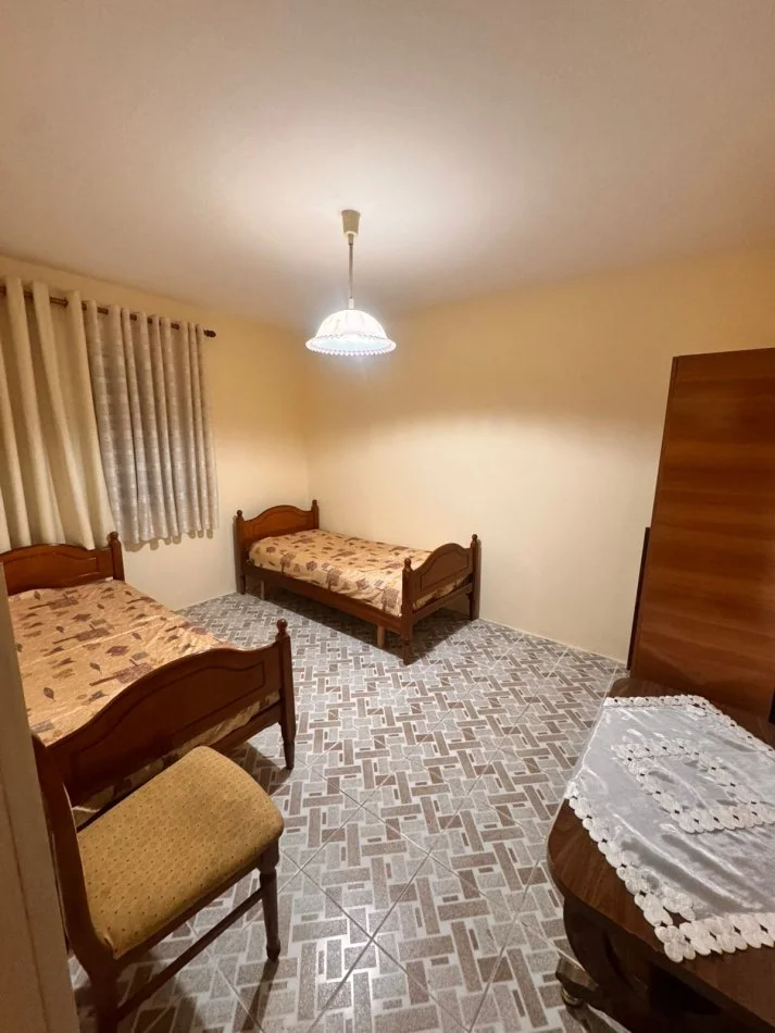 Tirane, jepet me qera apartament 3+1+Aneks+Ballkon Kati 4, 87 m² 600 € (BULEVARDI ZOGU 1)