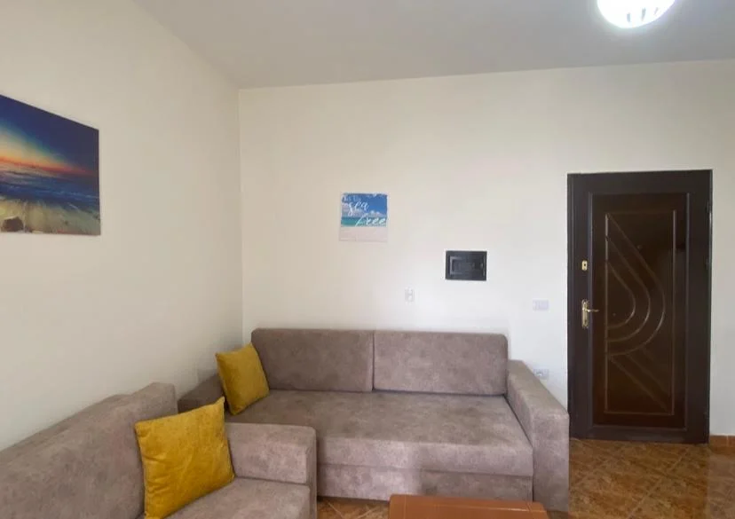 Vlore, jepet me qera vetem 1 dhome Kati 3, 35 m² 170 € (LUNGOMARE)
