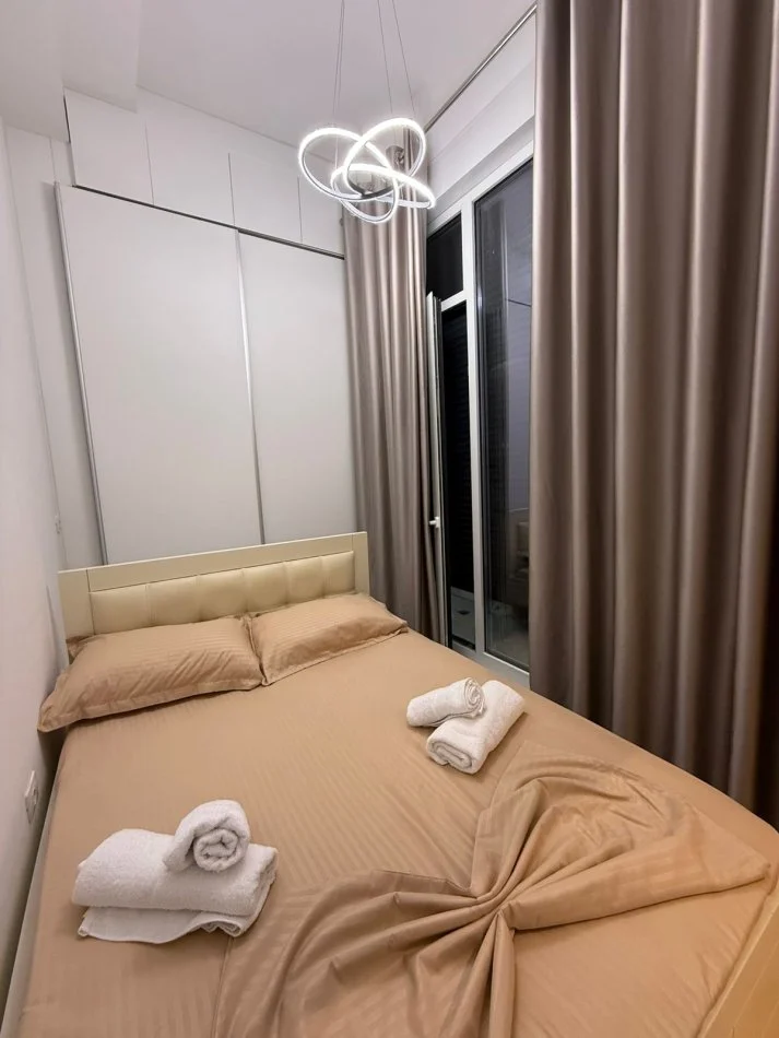 Tirane, jepet me qera apartament 1+1 Kati 0, 50 m² 500 € (Rruga e Kavajes)