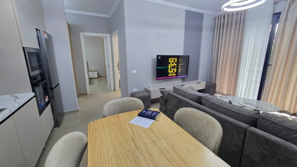 Tirane, jepet me qera apartament 2+1+Ballkon , 100 m² 1.200 €