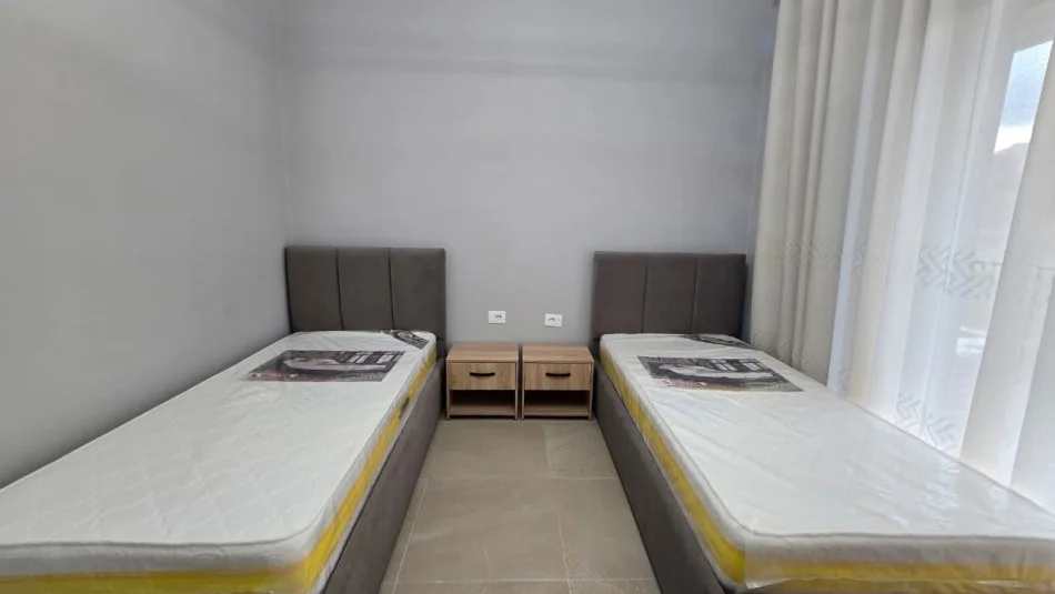 Tirane, jepet me qera apartament 2+1+Ballkon , 100 m² 1.200 €