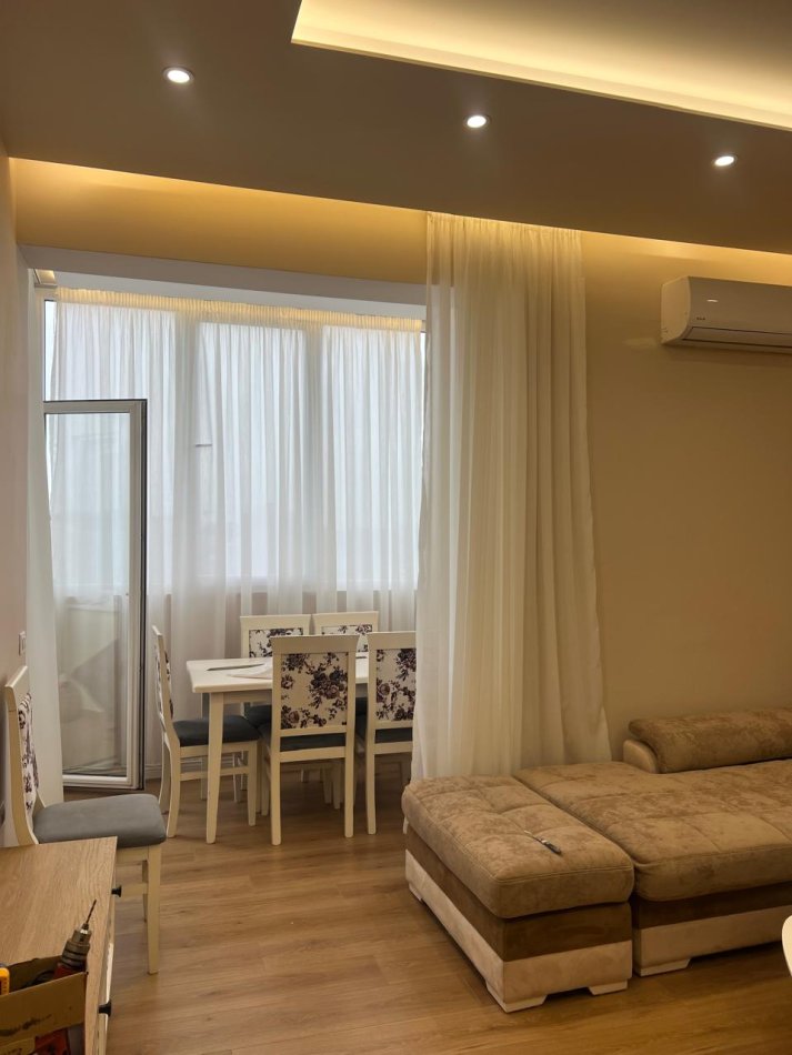 Tirane, jepet me qera apartament 1+1 Kati 6, 70 m² 600 € (Delijorgjit)