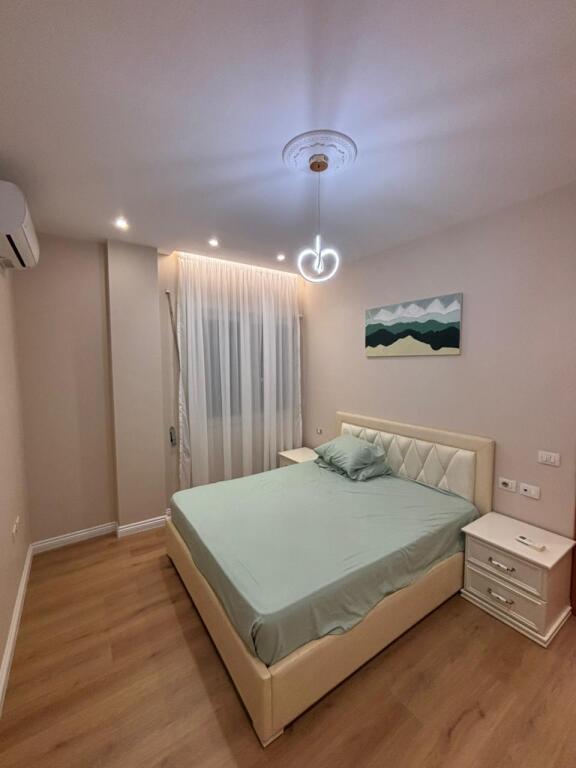 Tirane, jepet me qera apartament 1+1 Kati 6, 70 m² 600 € (Delijorgjit)
