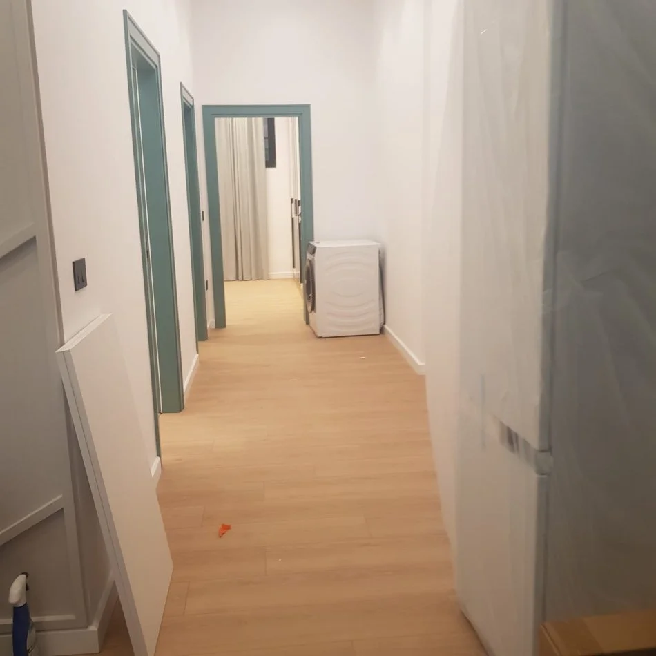 Tirane, jepet me qera apartament 2+1 Kati 0, 75 m² 900 € 