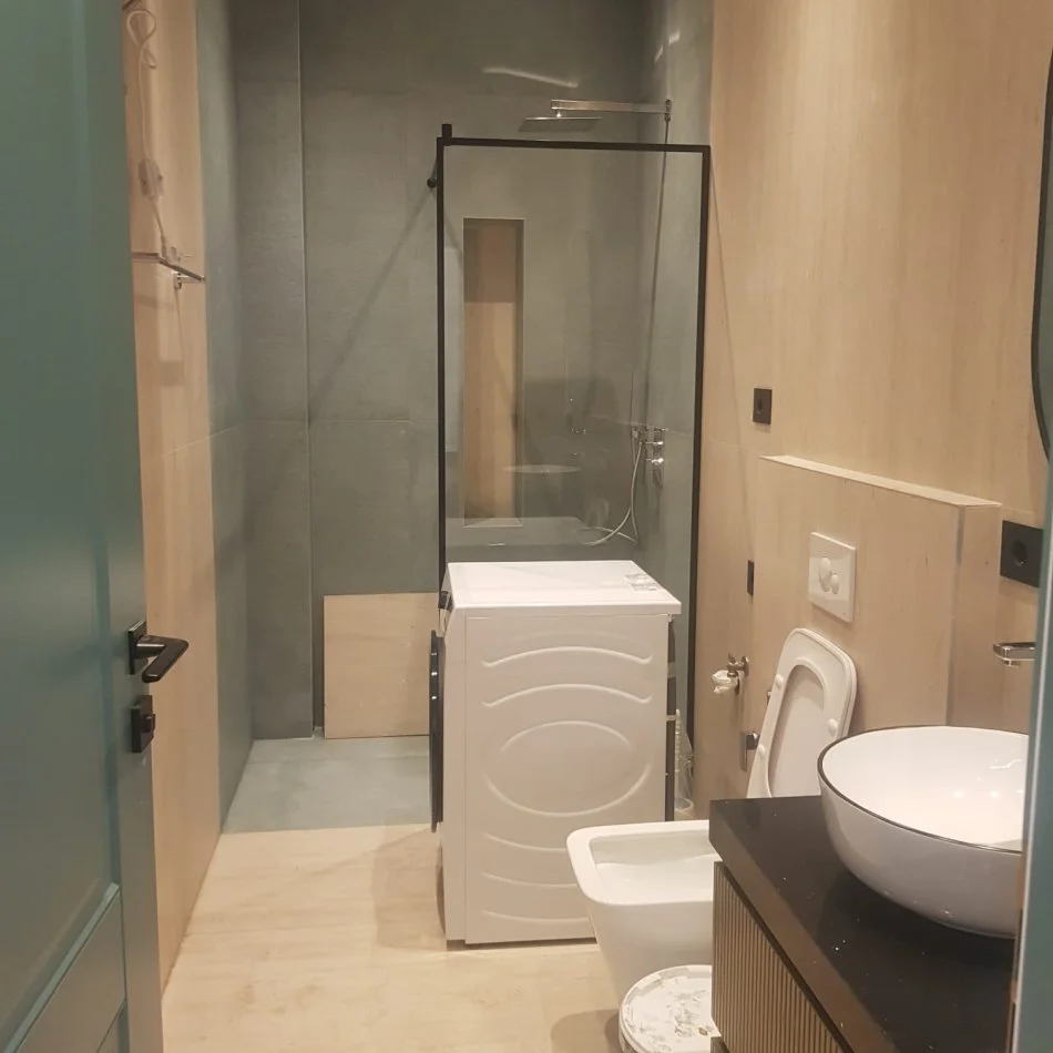 Tirane, jepet me qera apartament 2+1 Kati 0, 75 m² 900 € 