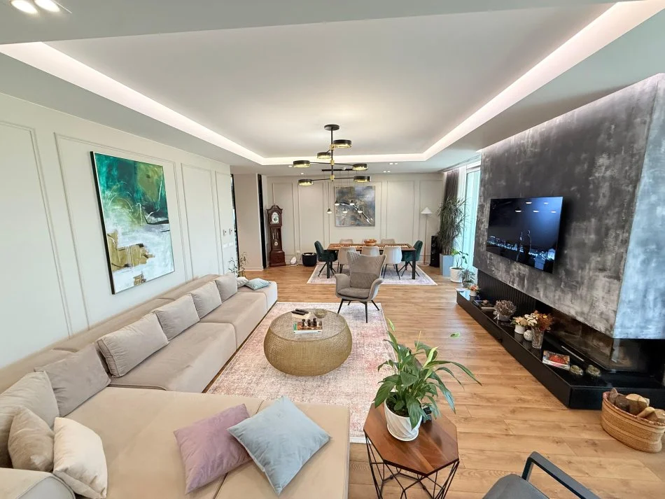 Tirane, shitet apartament+verande | Penthouse 3+1+Aneks+Ballkon , 261 m² (Kopshti Botanik)