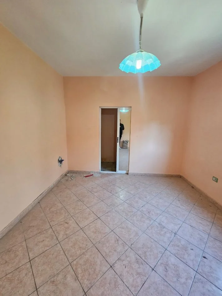 Durres, jepet me qera apartament Kati 3, 65 m² 400 € 