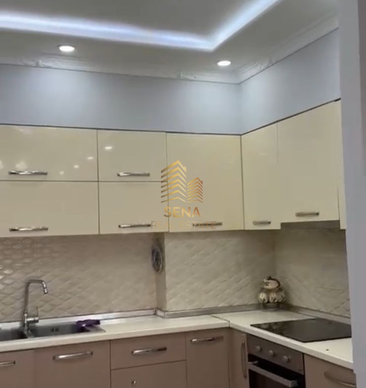 Tirane, jepet me qera apartament 2+1+Ballkon Kati 5, 97 m² 600 € (Bulevard Kashar)