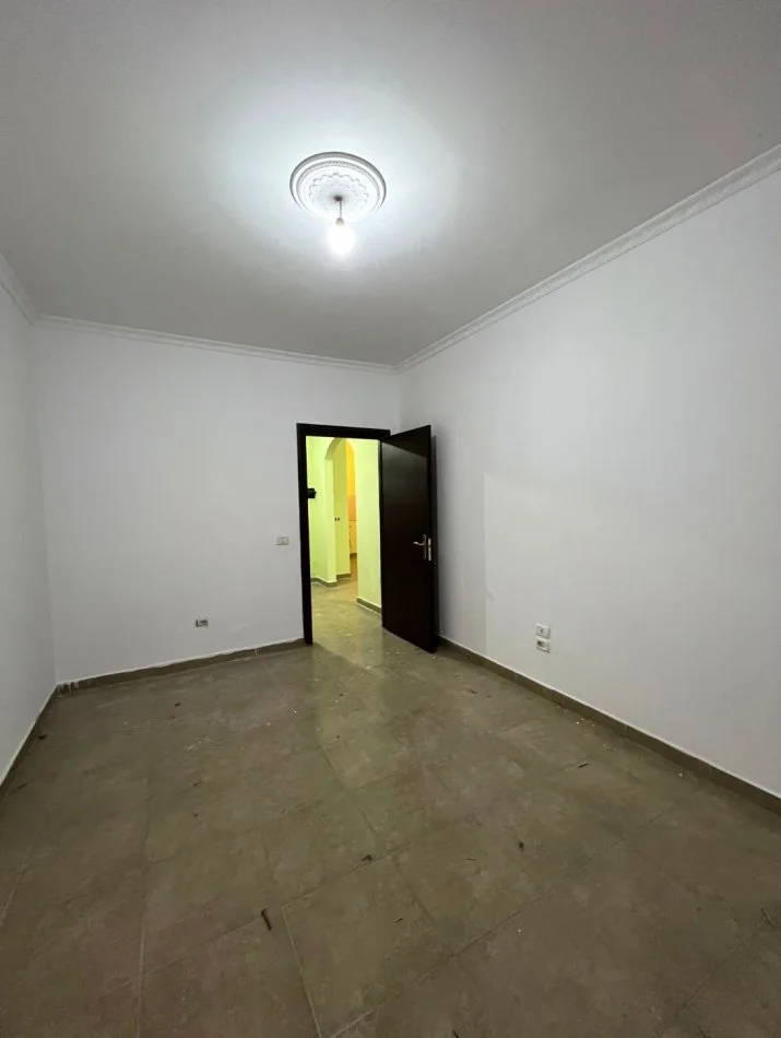 Tirane, shitet apartament 2+1+Aneks+Ballkon Kati 4, 91 m² 122.000 € (Kompleksi Fratari)