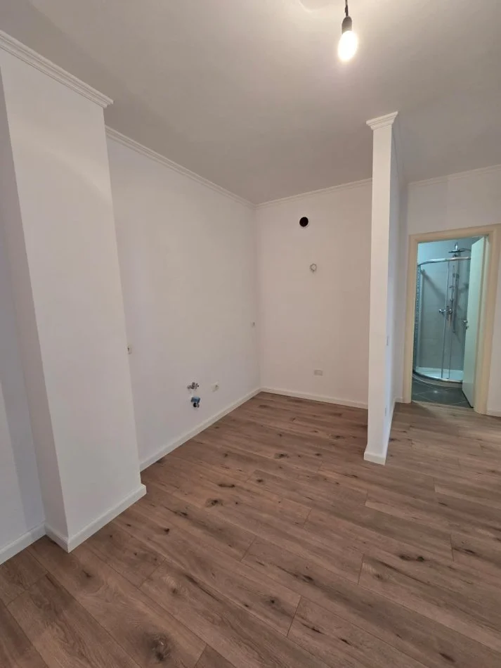 Tirane, shitet apartament 1+1 , 73 m² 218.000 € (Kompleksi Delijorgji)