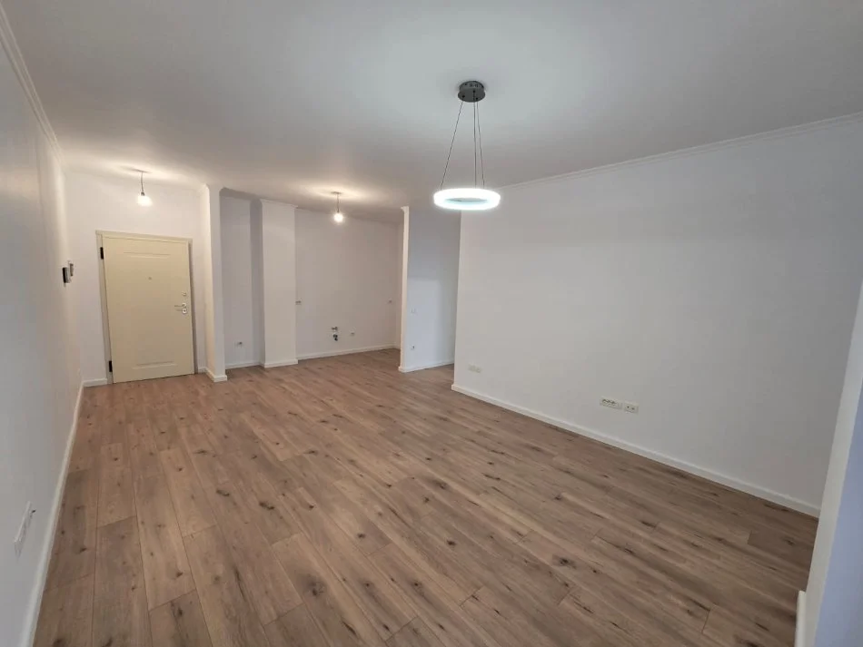 Tirane, shitet apartament 1+1+Aneks+Ballkon Kati 5, 73 m² 218.000 € (Kompleksi Delijorgji)