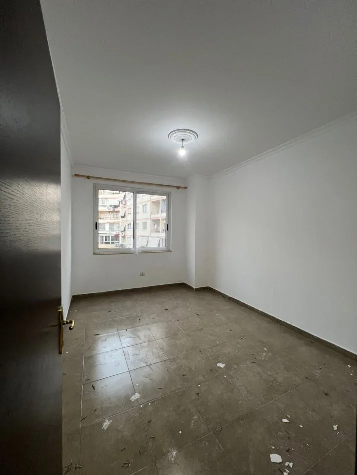 Tirane, shitet apartament 2+1 , 90 m² 122.000 € (Astir)