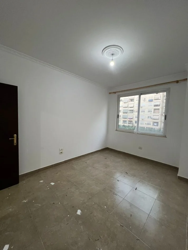 Tirane, shitet apartament 2+1 , 92 m² 122.009 € (Astir)
