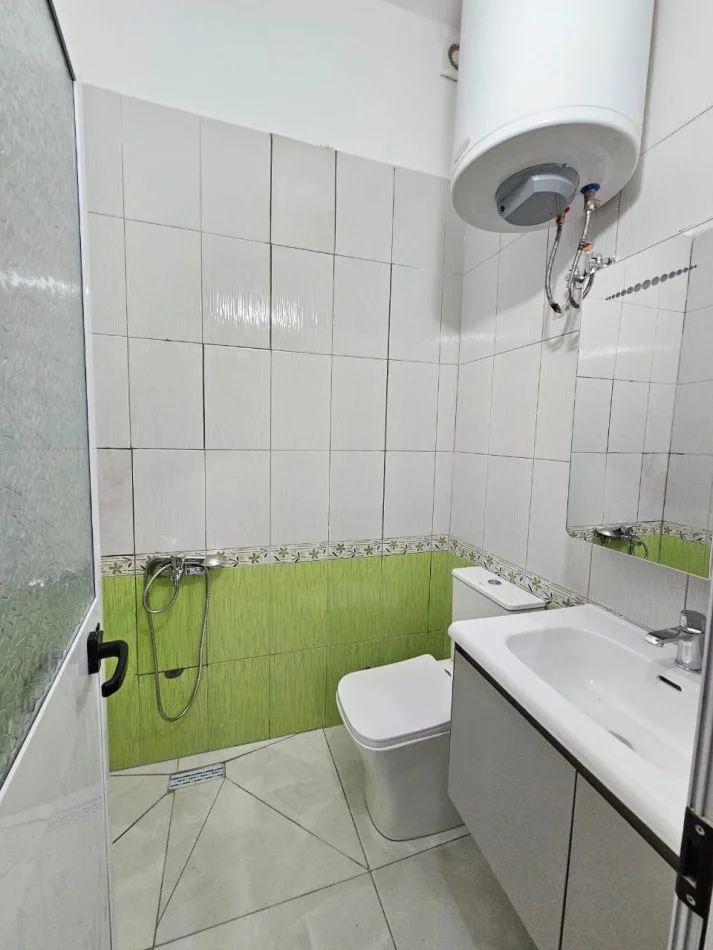 Durres, shitet garsonier 1+1 Kati 1, 38 m² 70.000 €
