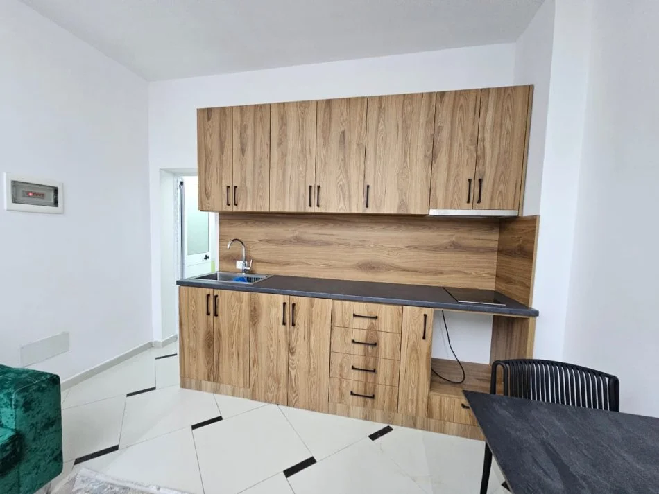 Durres, shitet garsonier 1+1 Kati 1, 38 m² 70.000 €