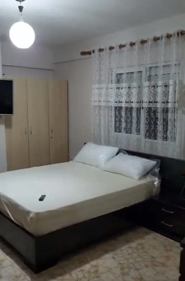 Tirane, jap me qera apartament 2+1+Ballkon Kati 6, 120 m² 600 € (rruga dritan hoxha pallatet hawai)