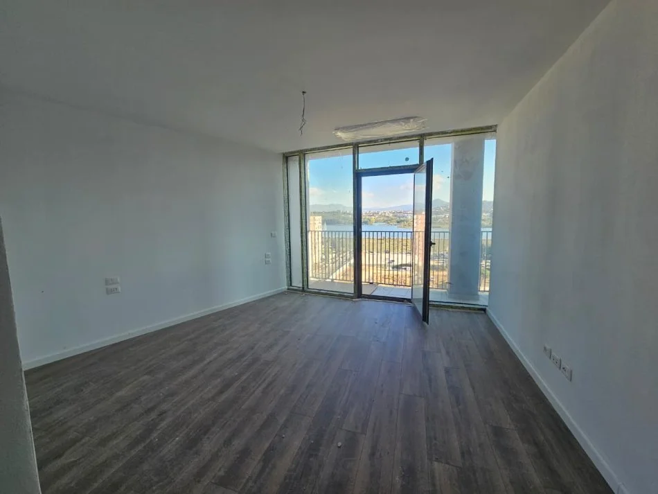 Tirane, shitet apartament 3+1+Aneks+Ballkon , 215 m² 675.000 € (Lake View Rezidence)