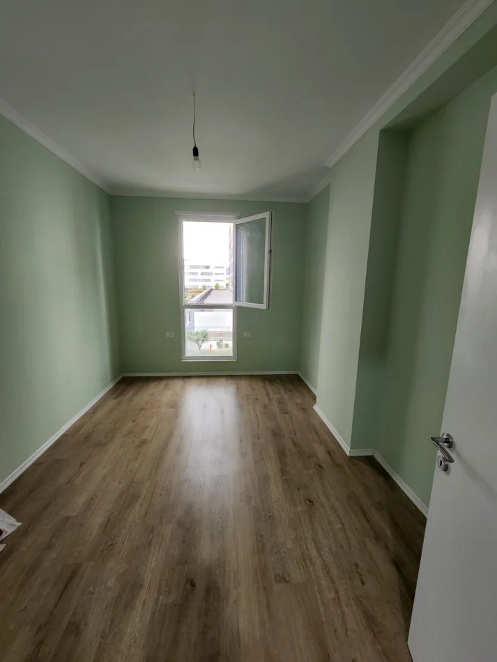 Tirane, jepet me qera apartament 2+1+Ballkon , 111 m² 500 € (rruga vore)