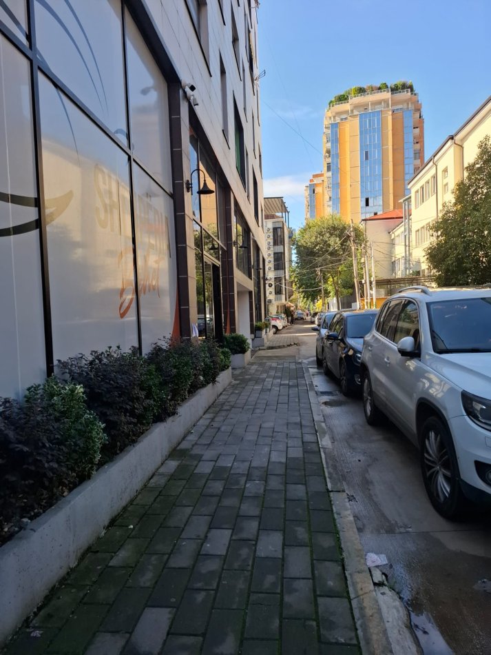 Tirane, jepet me qera garsonier Kati 1, 25 m² 300 € (Jeronim De Rada)