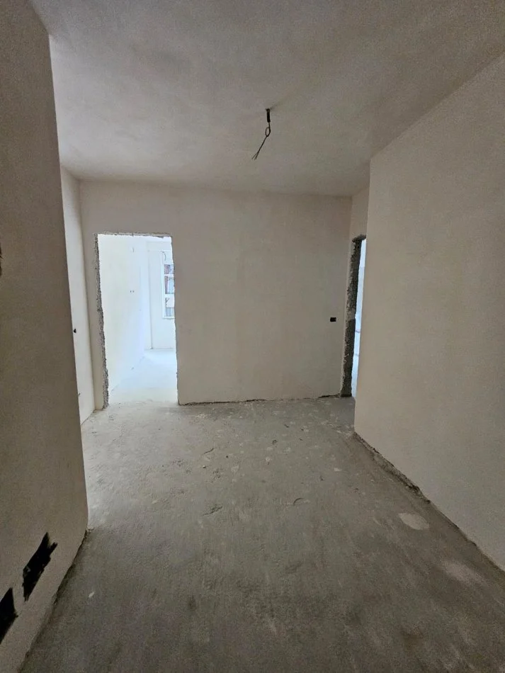 Durres, shitet apartament 1+1+Aneks+Ballkon Kati 2, 75 m² 105.000 € 