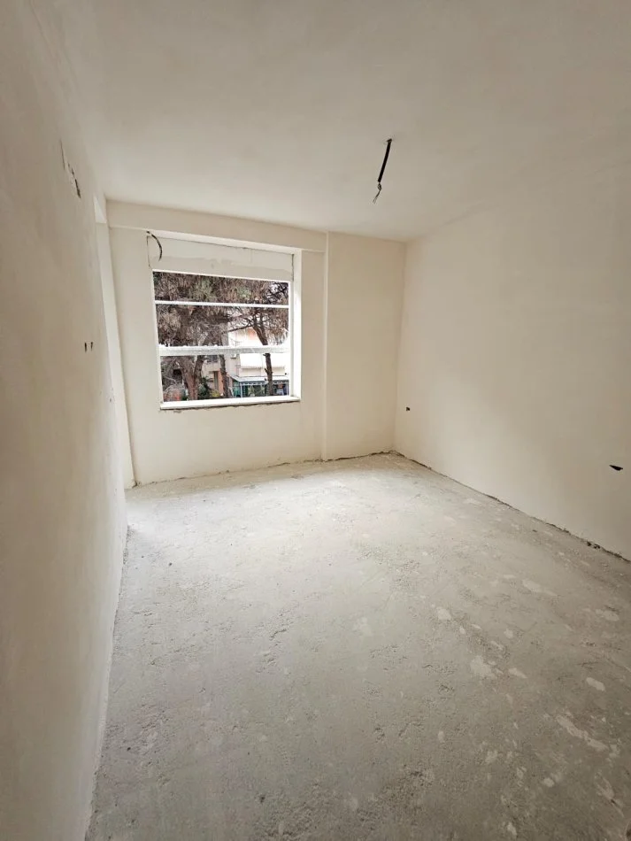 Durres, shitet apartament 1+1+Aneks+Ballkon Kati 2, 75 m² 105.000 € 