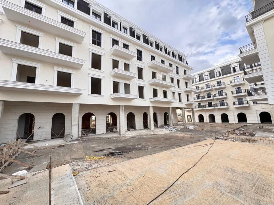 Tirane, shitet apartament 1+1+Aneks+Ballkon Kati 3, 52 m² 92.400 € (Sauk i Vjeter)