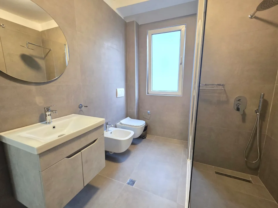 🏠Shitet Duplex: 3+1+2wc (+ Ballkon) 📍Rez. Kodra e Diellit 1| 270,000€