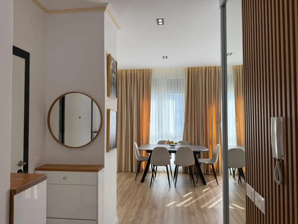 Tirane, jepet me qera apartament 2+1 Kati 9, 115 m² 950 €   Grand Park Residence – Fusha e Aviacionit ✨