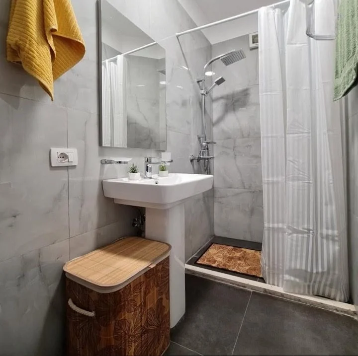 Tirane, shitet garsonier Kati 5, 35 m² 85.000 € (Komuna Parisit)