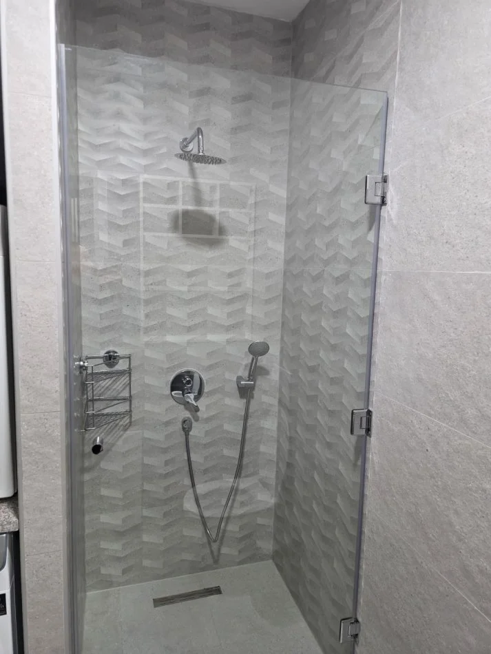 Tirane, shitet apartament 3+1 , 131 m² 141.000 € (Rruga e Dajtit)