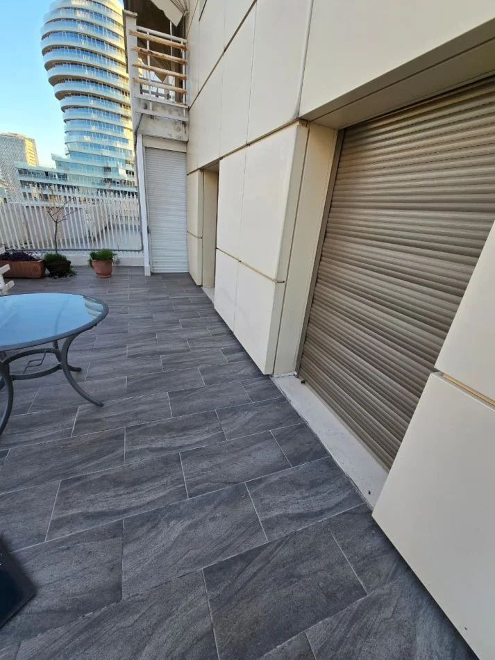 Tirane, jepet me qera zyre Kati 9, 105 m² 1.100 € (Qender)