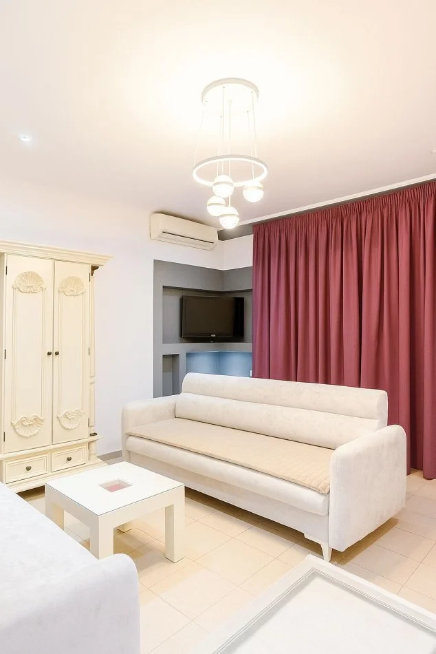 Tirane, jepet me qera apartament 1+1 Kati 2, 75 m² 750 € 
