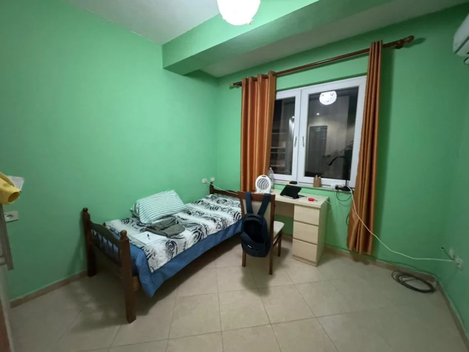 Tirane, jepet me qera apartament 2+1 Kati 6, 700 € 