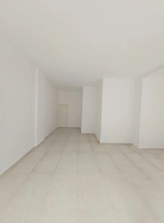 Tirane, jepet me qera , 65 m² 550 € (DON BOSKO)