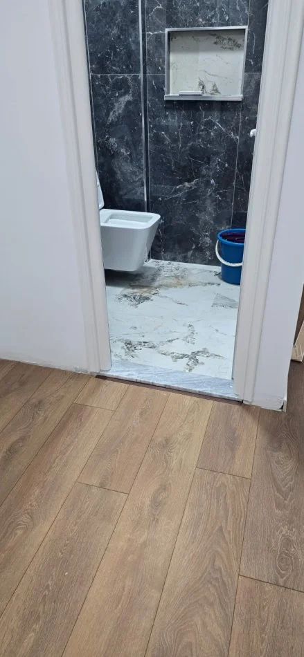 SHITET APARTAMENT  2+1+2   PRANE PROKURORISE  218.000 €