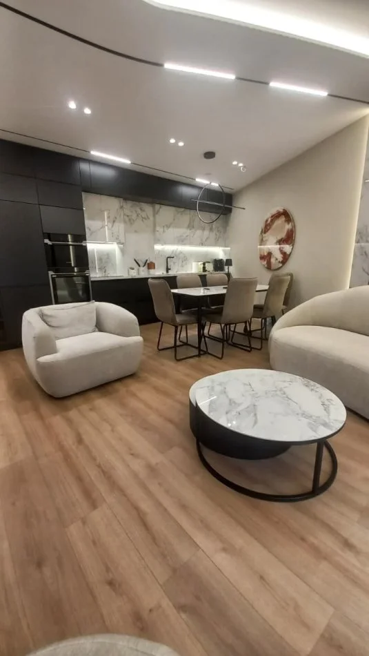 Tirane, shitet apartament 2+1 Kati 5, 100 m² 270.000 € 