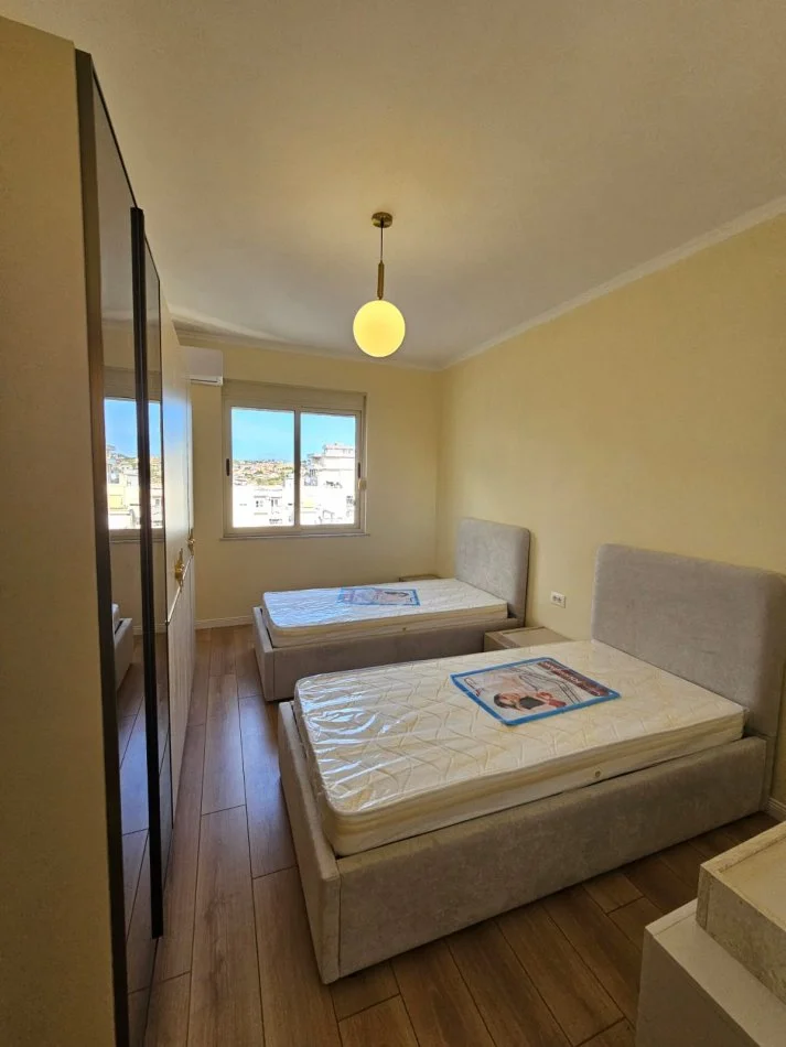 Durres, shitet apartament 2+1+Aneks+Ballkon Kati 6, 110 m² 150.000 € 