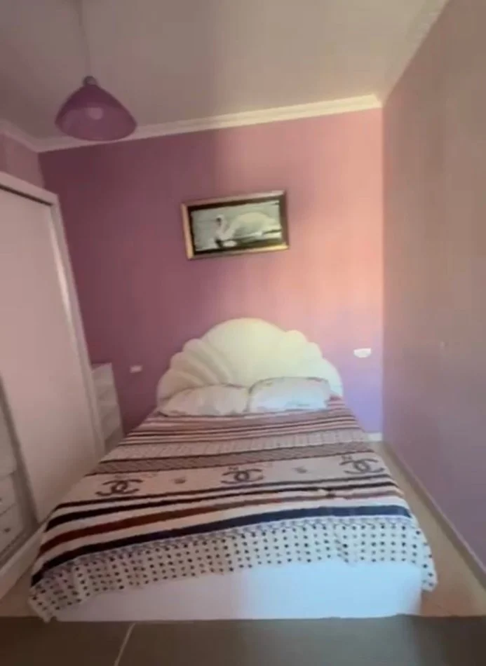 Durres, jepet me qera apartament 1+1+Ballkon Kati 2, 65 m² 250 € (QERA 1+1+BALLKON ILIR SHANI SPITALI KATI 2 ME ASHENSOR PER AFATGJATE JEPER PER CIFT 0692039456)