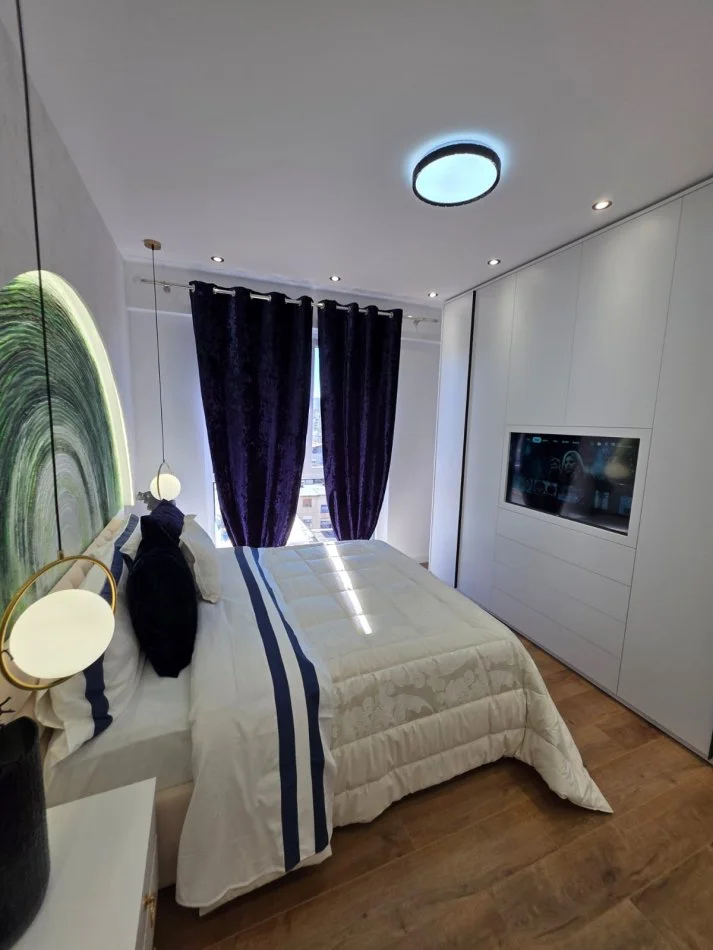 Tirane, shitet apartament 2+1 Kati 8, 90 m² 