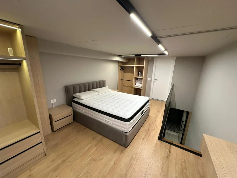 Tirane, shitet apartament duplex 1 Katshe Kati 1, 73 m² 119.000 € (RRUGA KAVAJES)