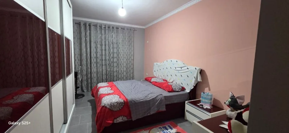 Vlore, shitet apartament 1+1+Ballkon Kati 10, 72 m² 115.000 € (Rruga Gjergj Kastrioti)