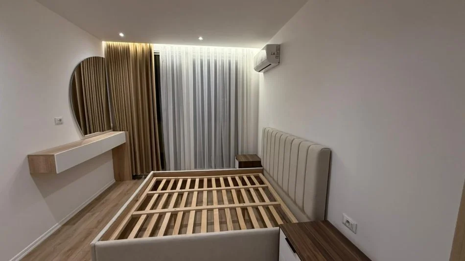 Tirane, shitet apartament 1+1+Aneks+Ballkon Kati 5, 71 m² 178.000 € (Rruga Fortuzi)