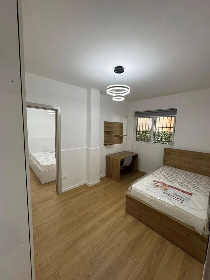 Tirane, shitet apartament 2+1 Kati 1, 76 m² 124.000 € 