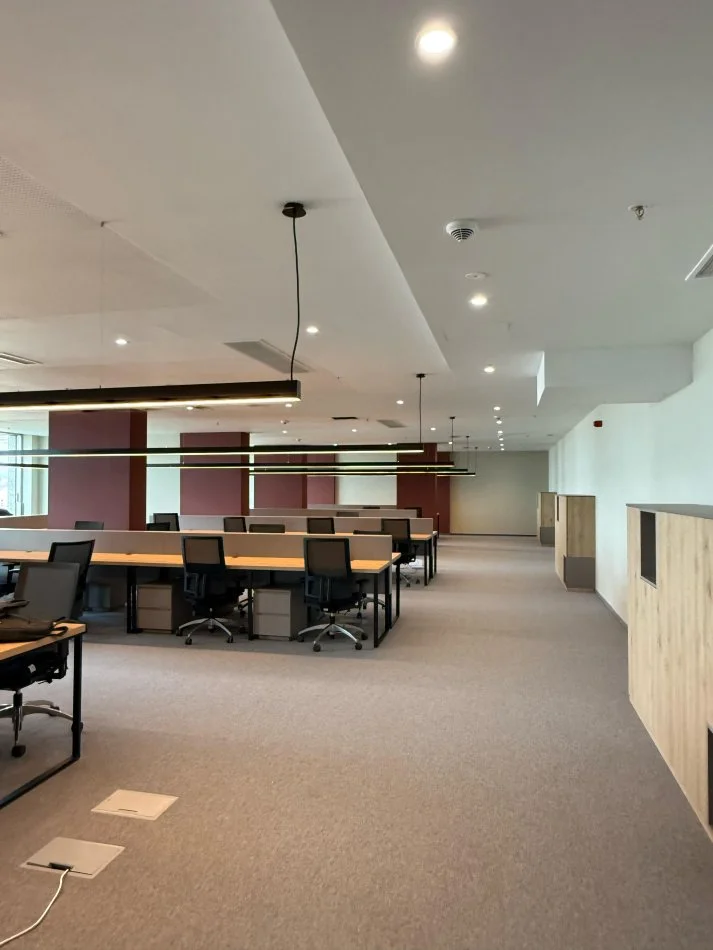 Tirane, jepet me qera zyre ,