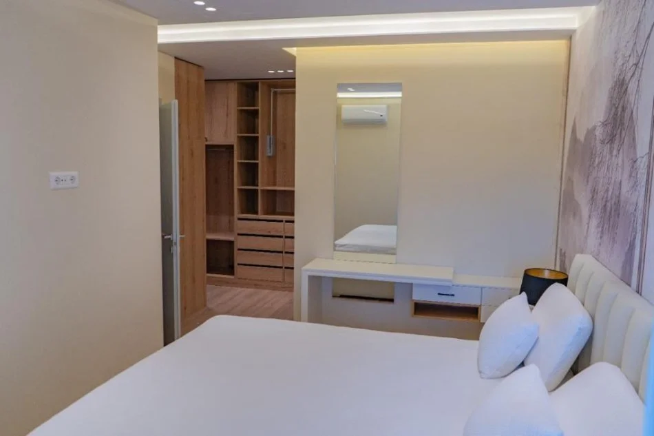 Tirane, jepet me qera apartament 2+1 Kati 6, 125 m² 850 € (KODRA DIELIT 2)