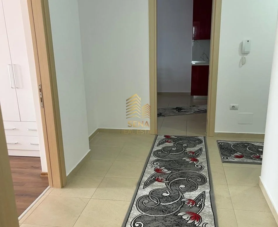Tirane, shitet apartament 3+1+Ballkon Kati 2, 140 m² 295.000 € (Kinostudio, Rruga Aleksander Moisiu)
