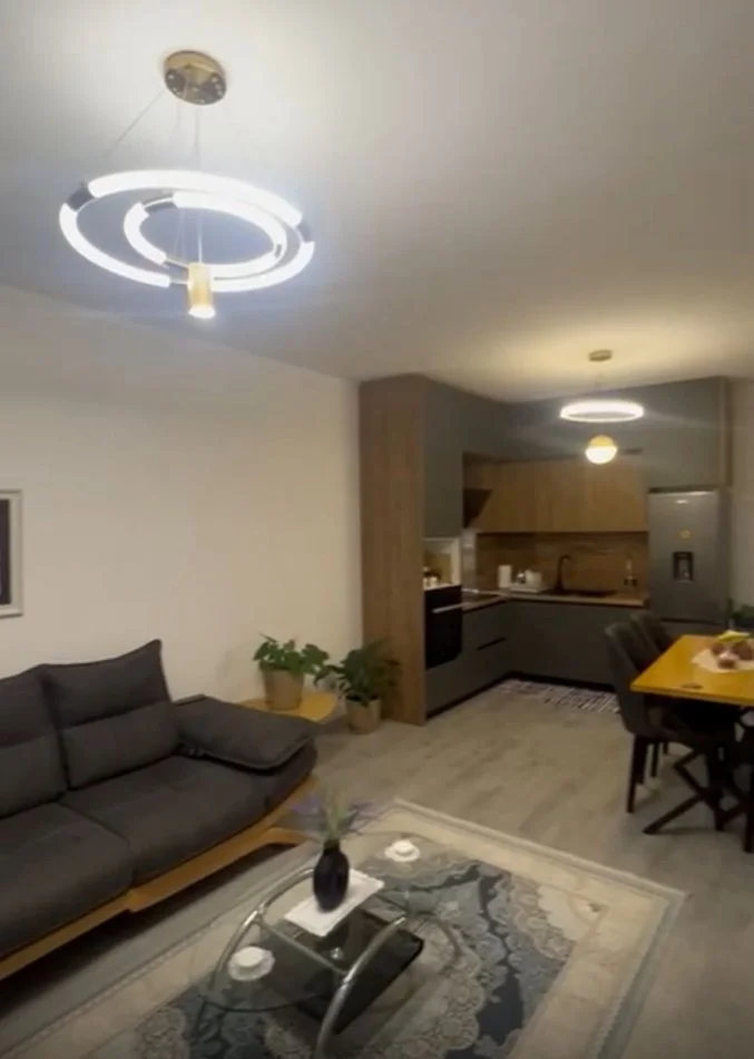 Tirane, shitet apartament 2+1 Kati 1, 84 m² 120.000 € (Univers CITY QTU)